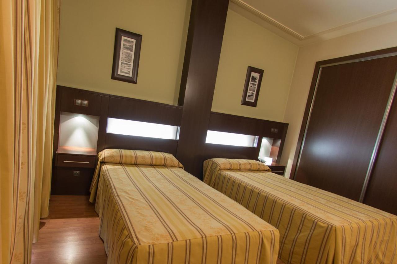 Hotel 5 Pinos Madri