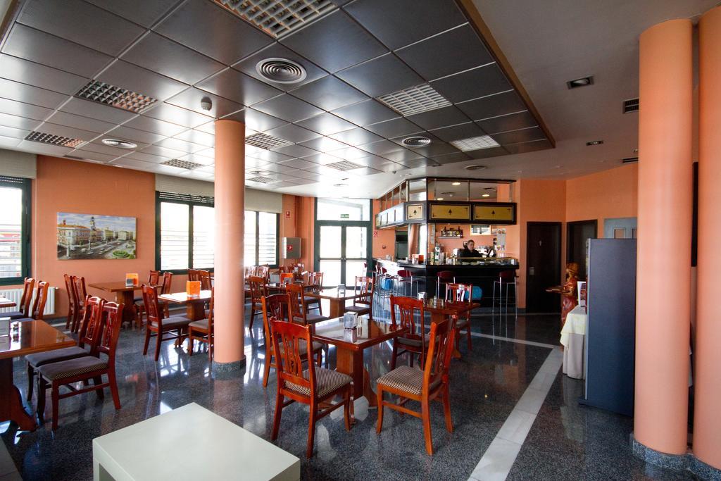 Hotel 5 Pinos Madri